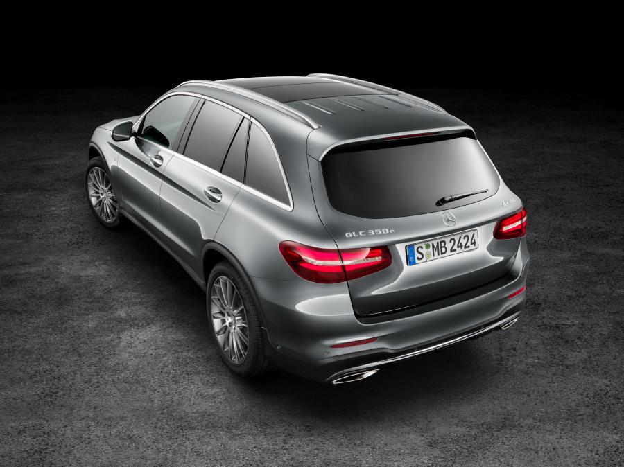  Mercedes-Benz GLC350 e 4Matic 2015 года  (фото 6 из 30)